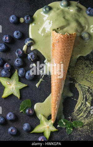 Weiche elastische grüner Tee-Eis Stockfoto