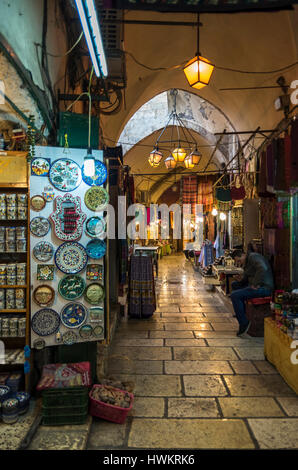 Straße in Jerusalem alte Stadtmarkt (Souk), Jerusalem, Israel, Naher Osten. Stockfoto