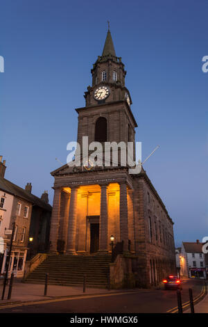 Berwick-upon-Tweed Rathaus bei Nacht Stockfoto