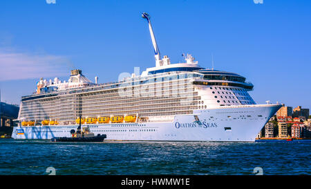 Sydney, Australien - 28. Januar 2017: Kreuzfahrtschiff "Ovation der Meere" vertäut im Hafen von Sydney, Sydney, Australien. Stockfoto