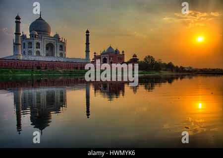 Sonnenuntergang auf der Tajh, Agra, Indien Stockfoto