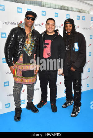 Promi-Plünderer DJ Kardinal Offishall (links), Cipha Sounds (Mitte) und Dready besuchen wir Tag UK Charity Event und Konzert, die SSE-Arena, London. Stockfoto