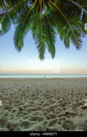 Surin Strand in Phuket Insel bei Sonnenaufgang Stockfoto