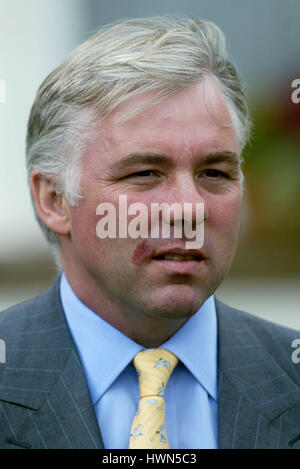 JEREMY NOSEDA RACE HORSE TRAINER DONCASTER RACECOURSE DONCASTER 13. September 2002 Stockfoto