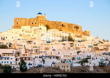 Griechenland, Dodekanes Inselgruppe, Astypalaia Insel, Chora, der Hauptstadt der Insel, und die venezianischen Zitadelle oder Querini Burg Stockfoto