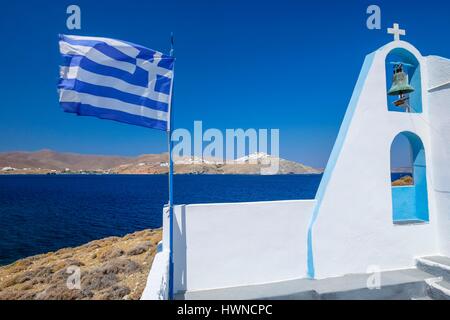Griechenland, Dodekanes Inselgruppe, Astypalaia Insel Kirche Aghios Konstantinos, Chora im Hintergrund Stockfoto