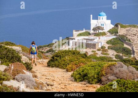 Griechenland, Kreta, Insel Amorgos, Vroutsi, Agios Ioannis Apokefalistis Kirche auf dem Weg zur Ausgrabungsstätte der antiken Akropolis (Arkesini oder Kastri) Stockfoto