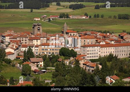 Frankreich, Haute-Loire, Saugues, Schritt auf der Via Podiensis nach Santiago De Compostela, Panoramablick auf das Dorf Stockfoto