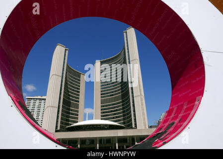 Neues Rathaus in Nathan Phillips Square Toronto Stockfoto