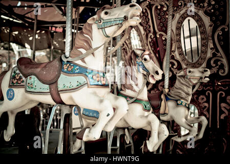 Verlassene Karneval Pferde Stockfoto