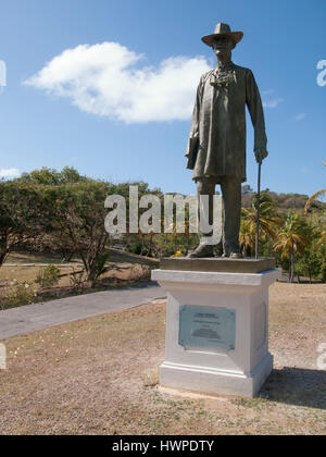 Statue von Colin Tennant, 3. Baron Glennconor von Philip Jackson CVO DL MA FRBS auf Mustique Island Stockfoto