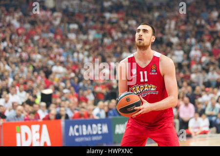 Belgrad, Serbien. 22. März 2017. Nikola Milutinov von Olympiakos Piräus in Aktion während der 2016/2017 Turkish Airlines EuroLeague regulären Saison Runde 27 Spiel zwischen Crvena Zvezda MTS Belgrad und Olympiakos Piräus in der Kombank Arena am 22. März 2017 in Belgrad, Serbien. Bildnachweis: Nikola Krstic/Alamy Live-Nachrichten Stockfoto