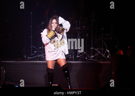 London, UK, 22. März 2017. A-Mei Chang Hui-Mei Konzert im Apollo Hammersmith Eventim im Rahmen der aMei Utopie 2.0 Feier World Tour. Bildnachweis: Calvin Tan/Alamy Live-Nachrichten Stockfoto