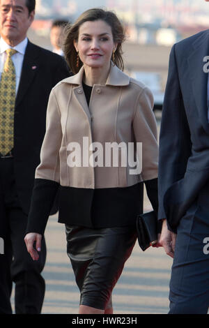 Tokio, Japan. 4. April 2017. Königin Letizia Ankunft Hanea Flughafen anlässlich ihrer offiziellen Besuch nach Japan in Tokio auf Dienstag, 4. April 2017. Spanischen Könige kamen nach Japan für einen dreitägigen Besuch Credit: Gtres Información Más lokalen auf line,S.L./Alamy Live News Stockfoto