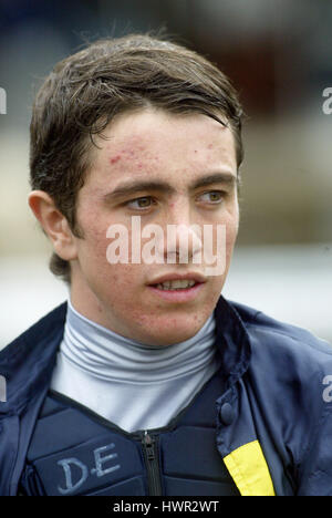 DOMINIC ELSWORTH JOCKEY WETHERBY Rennbahn WETHERBY ENGLAND 31. Oktober 2003 Stockfoto