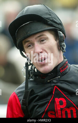 TONY MCCOY JOCKEY WETHERBY Rennbahn WETHERBY ENGLAND 31. Oktober 2003 Stockfoto