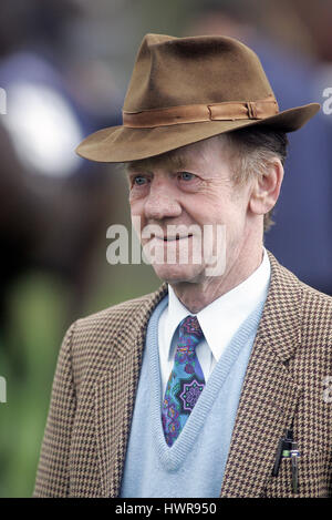 BRIAN MCMAHON RACE HORSE TRAINER NEWMARKET RACECOURSE NEWMARKET 12. April 2005 Stockfoto