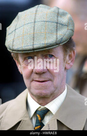 BRIAN MCMAHON RACE HORSE TRAINER DONCASTER DONCASTER RACECOURSE 25. März 2004 Stockfoto