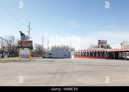 WALL TOWNSHIP, NEW JERSEY - 20. März 2017: Ein Blick auf das jetzt geschlossen Zirkus Drive-in, ein lokales Wahrzeichen Stockfoto