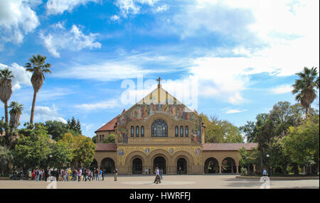 Stanford, CA - 3. April 2014: Gedächtniskirche an der Stanford University. Stanford Universität ist eine der weltweit führenden Forschung und Lehre Institutionen Stockfoto