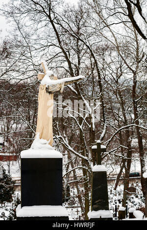 Statue von Jesus Christus auf Rasu Friedhof in Vilnius, Litauen Stockfoto