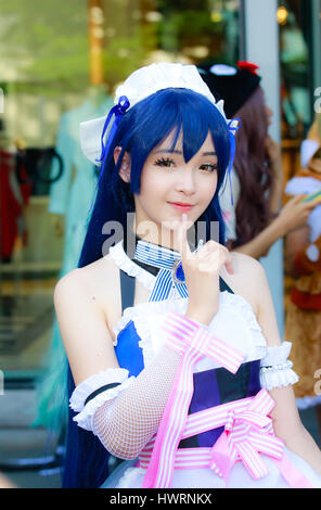 Bangkok - Feb 12: Eine unbekannte japanische Anime Cosplay Pose am Februar 12, 2017 am Central World, Bangkok, Thailand. Stockfoto