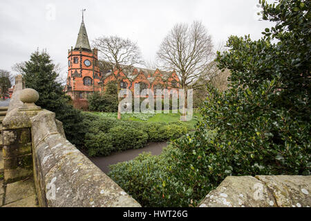 Port Sunlight - ein Modelldorf und Vorort in der Metropolitan Borough Wirral, Merseyside. Lyzeum Gebäude Stockfoto