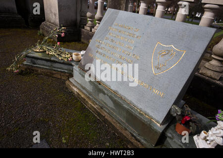 Port Sunlight - ein Modelldorf und Vorort in der Metropolitan Borough Wirral, Merseyside. Hillsborough Memorial Garden Stockfoto