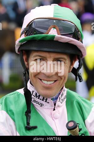 JIM CROWLEY JOCKEY YORK RACECOURSE YORK ENGLAND 13. Mai 2015 Stockfoto