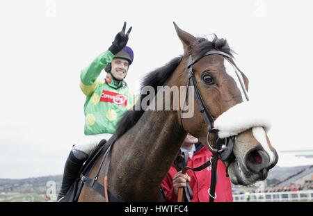 KAUTO STAR & RUBY WALSH CHELTENHAM FESTIVAL 2009 CHELTENHAM ENGLAND 13 März 2009 Stockfoto