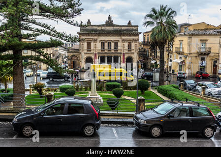 Theater (Teatro Comunale Vittorio Emanuele) in der Stadt Noto, Provinz von Syrakus auf Sizilien Insel in Italien Stockfoto
