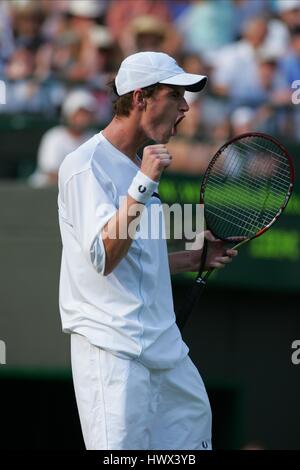 ANDREW MURRAY ENGLAND WIMBLEDON 23. Juni 2005 Stockfoto