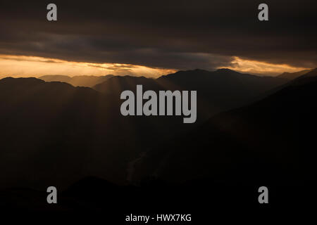 Schöne Skyscape während des Mardi Himal Nepal trek Stockfoto