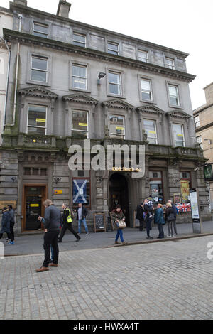 Alte Bank Bar in Dundee, Schottland Stockfoto