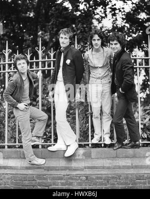 Britische Power-pop-Gruppe stellen die Freunde vor einer live-Performance in London, England am 20. August 1978. L-R Chris Skornia, Patrick Collier, Steve Bray, Mark Henry. Stockfoto