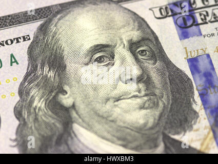 Benjamin Franklin stehen auf US-100 oder 100 Dollar Bill Makro, USA Geld closeup Stockfoto