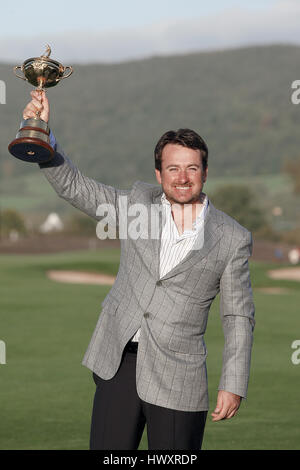 GRAEME MCDOWELL SIEGREICHEN europäischen PLAYER SIEGREICHEN Spieler CELTIC MANOR RESORT Kulturhauptstadt NEWPORT WALES 04 Oktober 201 Stockfoto