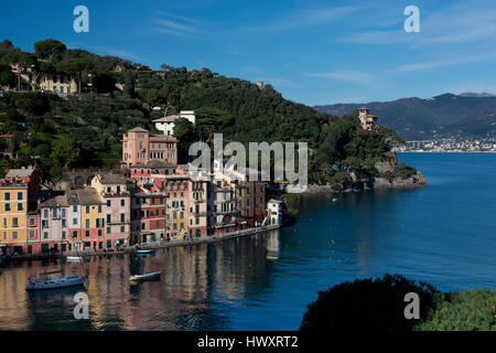 Calata Marconi mit seinen bunten Häusern. Typische Ansicht von Portofino, berühmten ligurischen Dorf Stockfoto