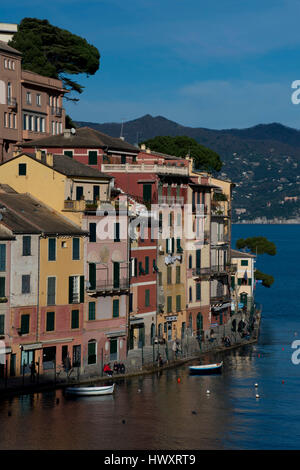 Calata Marconi mit seinen bunten Häusern. Typische Ansicht von Portofino, berühmten ligurischen Dorf Stockfoto