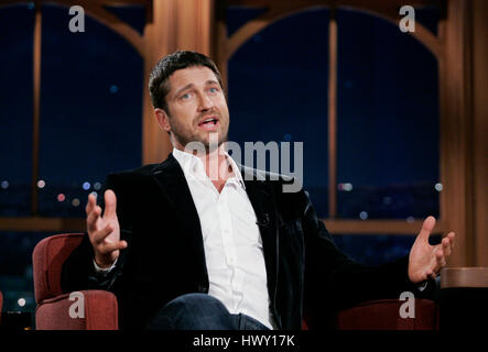 Schauspieler Gerard Butler während ein Segment der 'Late Late Show with Craig Ferguson"bei CBS Television City in Los Angeles, Kalifornien am 7. Oktober 2009. Foto von Francis Specker Stockfoto