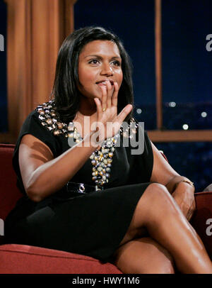 Schauspielerin Mindy Kaling während ein Segment der 'Late Late Show with Craig Ferguson"bei CBS Television City in Los Angeles, Kalifornien am 10. September 2009. Foto von Francis Specker Stockfoto