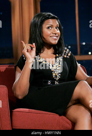 Schauspielerin Mindy Kaling während ein Segment der 'Late Late Show with Craig Ferguson"bei CBS Television City in Los Angeles, Kalifornien am 10. September 2009. Foto von Francis Specker Stockfoto