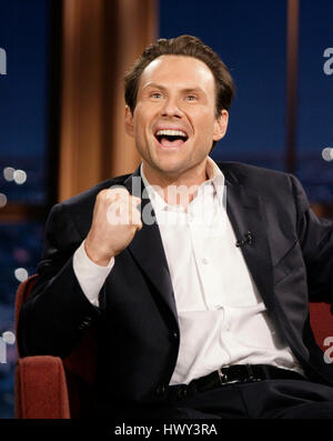 Schauspieler Christian Slater während ein Segment der 'The Late Late Show with Craig Ferguson"bei CBS Television City in Los Angeles am Donnerstag, 6. November 2008. Foto von Francis Specker Stockfoto