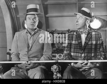 Bob Hope und Bing Crosby, am Set des Films, "Road to Hong Kong", 1962 Stockfoto