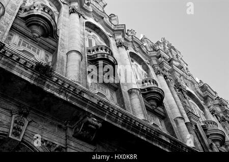 Eine Detail-Ansicht von der Fassade des Gran Teatro De La Habana, Havana, Kuba Stockfoto