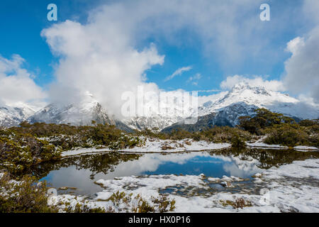 Schnee am Gipfel des Mt. Christina, Fjordland National Park, Westküste, Key Summit, Southland, Neuseeland Stockfoto