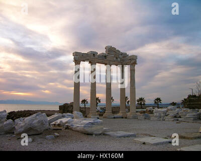 Tempel des Apollo in den Abend, Side, Türkei Stockfoto