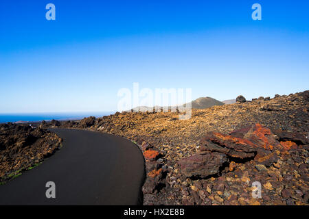 die archaische Landschaft des Timanfaya Nationalpark auf der Insel Lanzarote Stockfoto