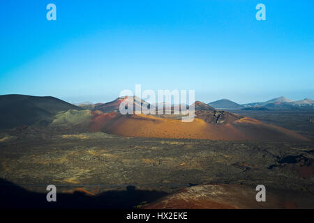die archaische Landschaft des Timanfaya Nationalpark auf der Insel Lanzarote Stockfoto