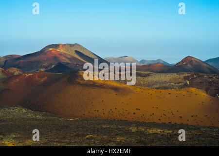 die archaische Landschaft des Timanfaya Nationalpark auf der Insel Lanzarote Stockfoto